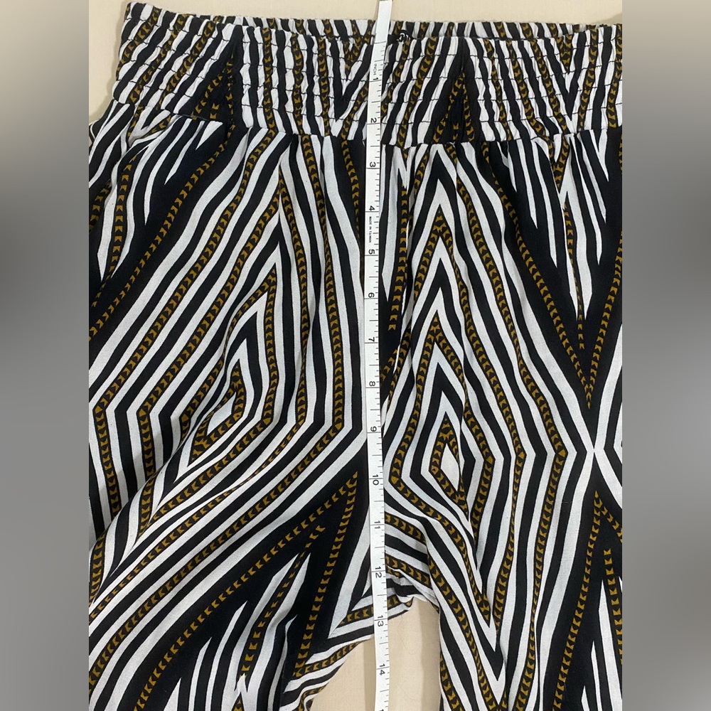 Fun Revamped pants - Picture 6 of 11